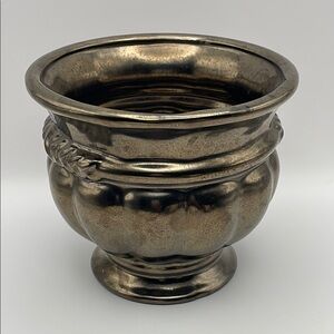 Haeger, 2003 Bronze Crackle Glaze 5.5” Footed Planter, Ribbed, Decorative Accent